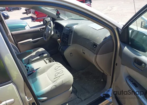 2009 Toyota Sienna Le from USA, damaged, VIN 5TDZK23C89S268761